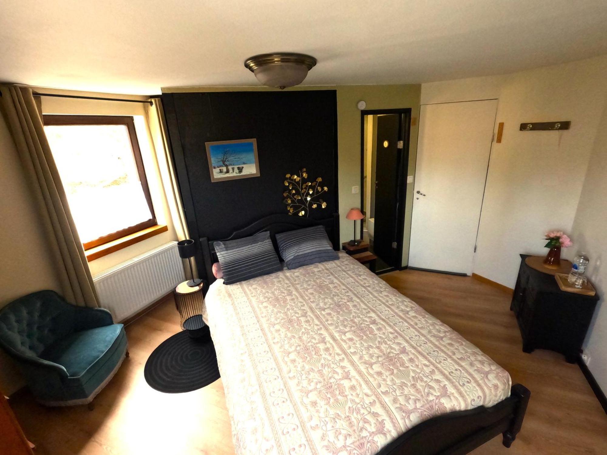 Apartamento Aux Deux Amis Stavelot Exterior foto